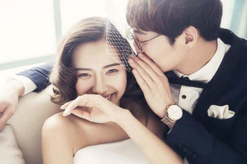 Những "vật bất ly thân" của đàn ông, nếu dám đưa cho vợ giữ thì chứng tỏ là người chồng "cực phẩm"