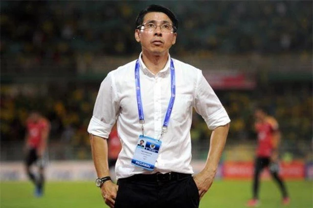 HLV Malaysia lo lắng khi bóng đá Việt Nam sắp trở lại - 1