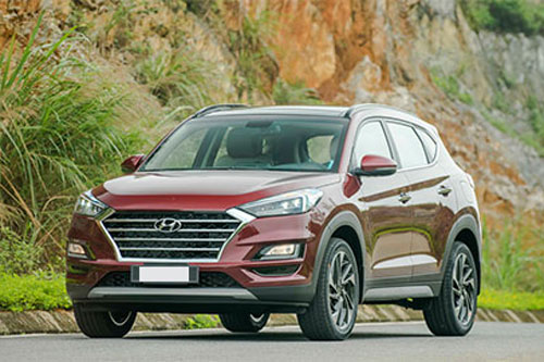 Hyundai Tucson giảm giá xuống ngang Mazda 3, đấu Honda CR-V, Mazda CX-5