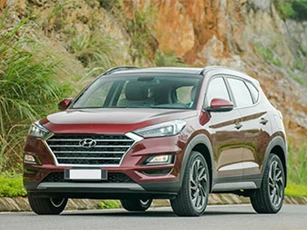 Hyundai Tucson giảm giá xuống ngang Mazda 3, đấu Honda CR-V, Mazda CX-5