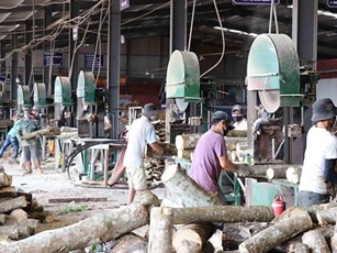 Thủ tướng: Cắt giảm, đơn giản hóa ngay những quy định gây khó cho người dân và doanh nghiệp