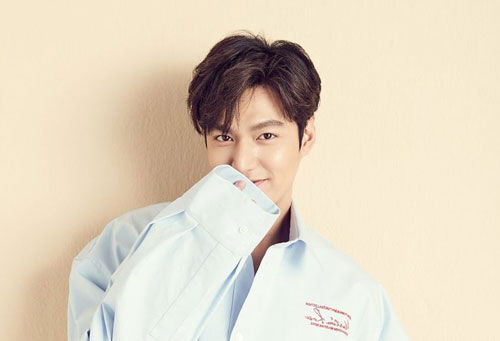 Lee Min Ho đọc thơ tặng fan kỷ niệm 14 năm ra mắt