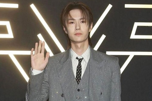 ‘Choáng váng’ với nhan sắc thật của các mỹ nam Hoa Ngữ dưới ống kính phóng viên quốc tế