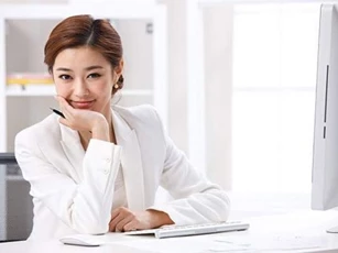 Phụ nữ thông minh phải biết giả ngu chịu thua 4 điều này thì nhà mới ấm êm