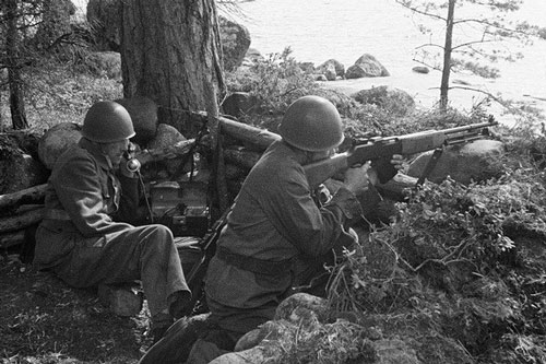 Quân Thụy Điển giúp Đức đánh Liên Xô trong Thế chiến 2 như thế nào?