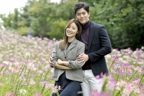 Sau đám cưới chạy bầu, thấy chồng thờ ơ với gia đình, cô vợ thông minh bèn 'tương kế tựu kế' khiến anh thay đổi