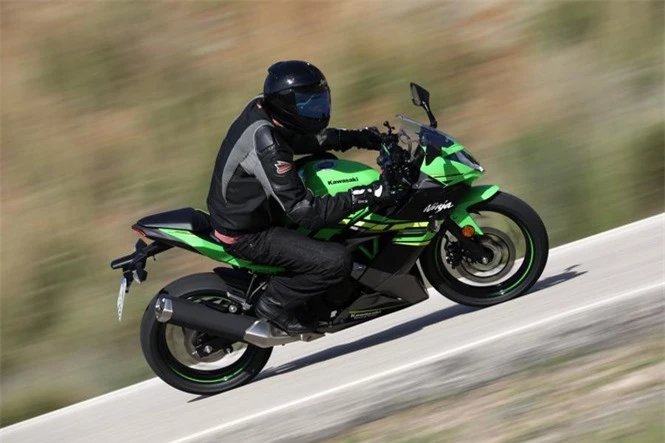 Kawasaki Ninja 125.