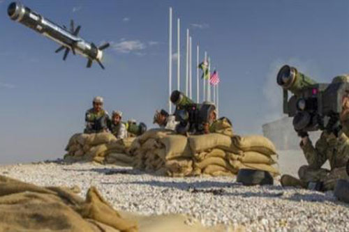 Phiên bản FGM-148F có giúp Mỹ hạ được xe tăng Nga?