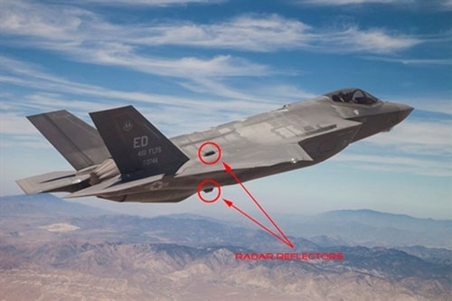 Mỹ “cay đắng” chấp nhận sự thật khi F-35 đối mặt với S-400 Nga
