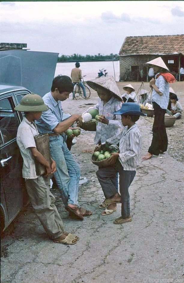 hai phong va quang ninh nam 1991 1993 qua anh cua hans peter grumpe