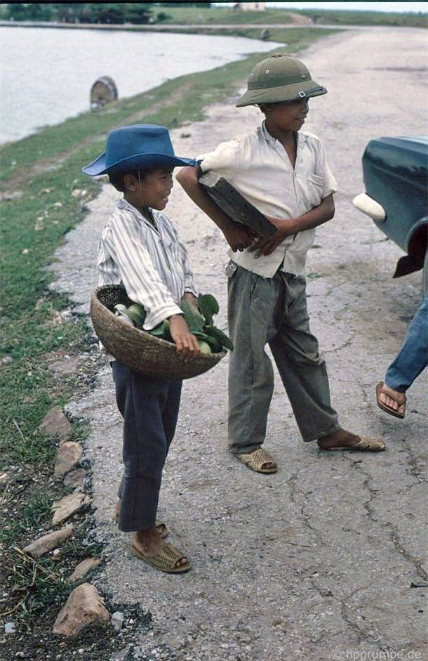 hai phong va quang ninh nam 1991 1993 qua anh cua hans peter grumpe