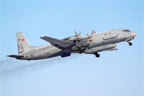 Israel tiep tuc gai bay de Syria ban may bay Nga