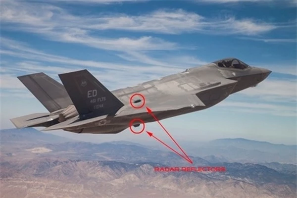 Mỹ “cay đắng” chấp nhận sự thật khi F-35 đối mặt với S-400 Nga