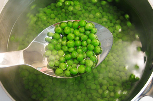 Đừng vội thả ngay 5 loại rau củ này vào nồi luộc kẻo mất hết dinh dưỡng, tác dụng "ngược" đến sức khỏe