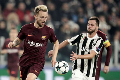 Barca dùng Rakitic để "gạ" Juventus "nhả" Pjanic