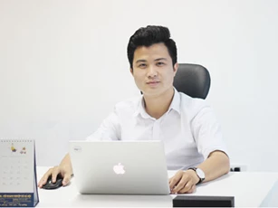 CEO TOPCV Trần Trung Hiếu: Sếp hãy đánh giá nhân sự qua hiệu quả công việc, chứ đừng chỉ chăm chăm giám sát nhân viên