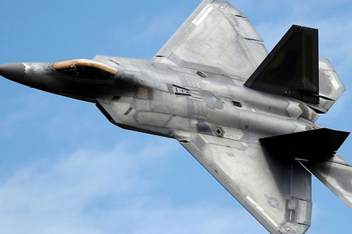 “Chim ăn thịt” F-22 rơi tại Mỹ, phi công thoát hiểm trong gang tấc