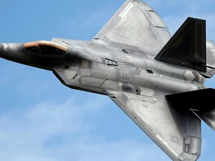 “Chim ăn thịt” F-22 rơi tại Mỹ, phi công thoát hiểm trong gang tấc