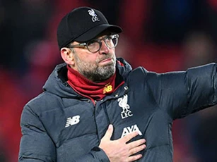 Klopp hứa sẽ cổ vũ Dortmund qua tivi