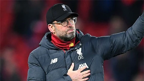 Klopp hứa sẽ cổ vũ Dortmund qua tivi