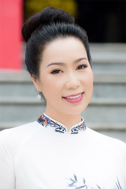 Trịnh Kim Chi hiện hoạt động trong làng giải trí với vai trò diễn viên kịch và phim truyền hình. Cô đang điều hành sân khấu kịch mang tên mình tại TP HCM. Trịnh Kim Chi đã được phong danh hiệu Nghệ sĩ ưu tú.