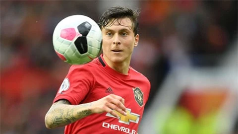 Lindelof đánh giá cao đàn anh Ibrahimovic