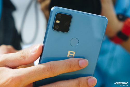 Không phải camera, đây mới là tính năng đột phá nhất trên Bphone B86