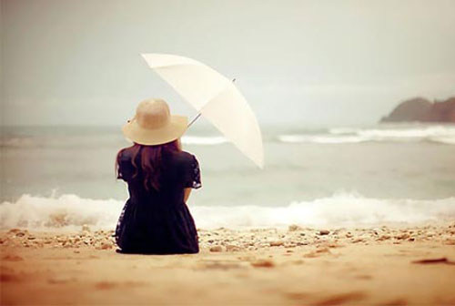 Anh luôn mong tôi có bạn trai nhưng chẳng chịu buông tay