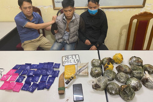 Sơn La: Bắt 4 đối tượng vận chuyển hơn 11kg ma túy và 9.200 viên ma túy tổng hợp