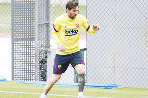 Messi không sợ Covid-19, háo hức thi đấu trở lại