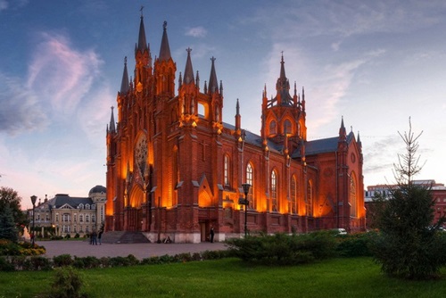 Không khỏi 'bất ngờ' với những công trình tôn giáo đặc sắc nhất của Nga 