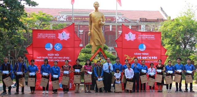 Hành trình “Tôi yêu Tổ quốc tôi” năm 2020  với chủ đề: Thanh niên làm theo lời Bác