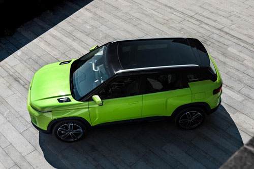 SUV đẹp long lanh, động cơ tăng áp, giá giá gần 400 triệu