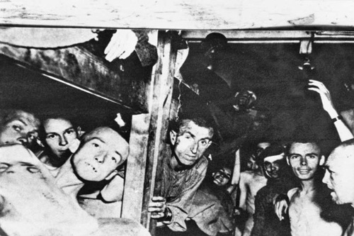 Những khoảnh khắc ám ảnh trong Thế chiến II