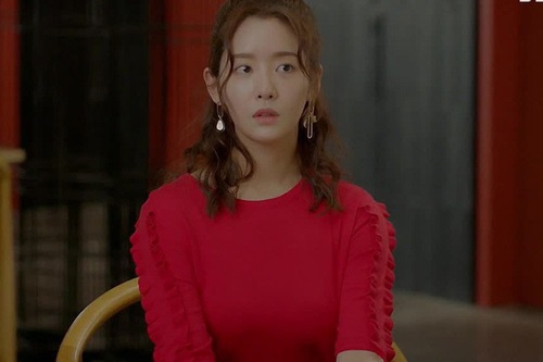 Bị mẹ chồng tương lai chê 'nhạt như nước ốc' ngay ngày đầu ra mắt, cô gái đáp trả khiến bà sững sờ