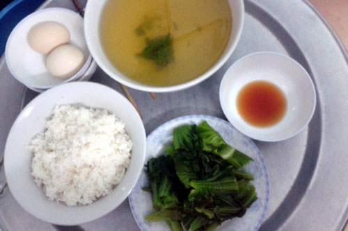 4 quan niệm sai lầm trong ăn uống sau sinh nhiều mẹ Việt "tin sái cổ"