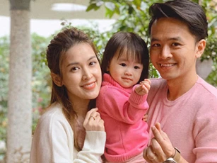 Đang yên đang lành bất ngờ bị đồn đã bí mật ly hôn, Tú Vi bức xúc lên tiếng