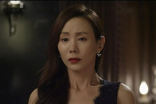 Choáng váng với cú điện thoại lúc 2h sáng của nàng dâu quý hóa