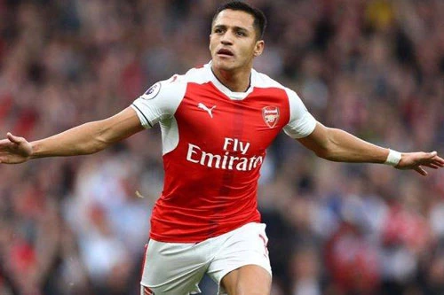 4. Alexis Sanchez (Barca bán cho Arsenal năm 2014, với giá 42,5 triệu euro).