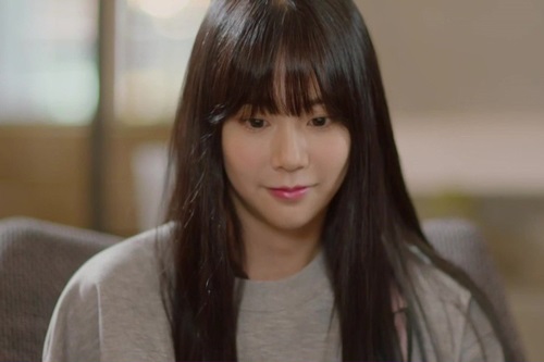 Cô gái bị đánh giá dễ dãi chỉ sau một lần mẹ bạn trai 'mời' ngủ lại nhà