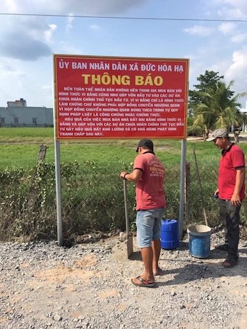 Long An: Chính quyền niêm yết cảnh báo về nạn lừa đảo mua bán nhà đất bằng vi bằng