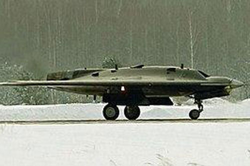 Nga sẽ trang bị vũ khí siêu thanh cho S-70 Okhotnik