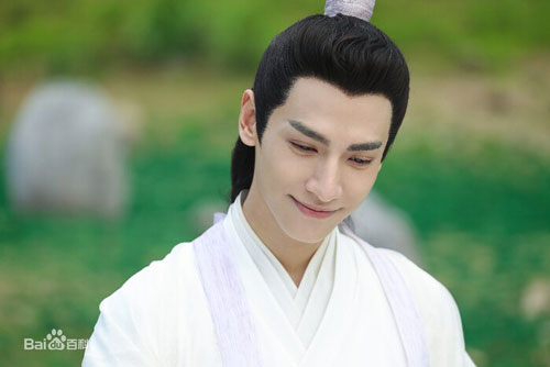 La Vân Hi khiến fan hốt hoảng với nhan sắc thật, chưa qua photoshop