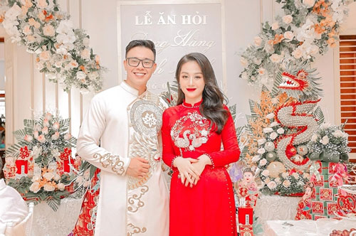 Đông Hùng hỏi cưới bạn gái kém 6 tuổi