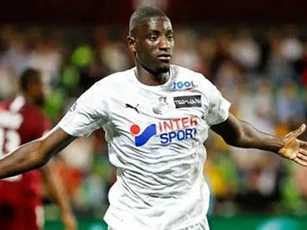 Arsenal nhắm tới tiền đạo triển vọng nhất Ligue 1