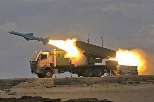 Iran tuyên bố tấn công ngay lập tức nếu Mỹ bắt tàu chở dầu sang Venezuela