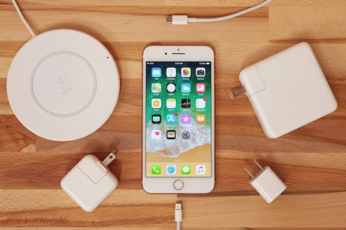 Ý nghĩa đằng sau âm báo thứ 2 của iPhone khi cắm sạc mà ít ai biết