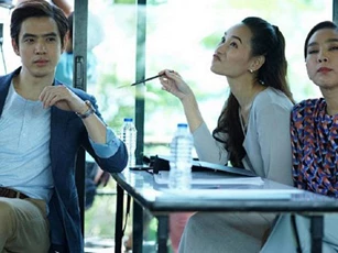 Chồng lúc nào cũng coi thường vợ quanh quẩn xó bếp, để rồi mấy năm sau anh hốt hoảng khi thấy...