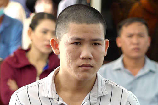 An Giang: Gặp người từng va chạm giao thông, thanh niên về nhà lấy dao gây án mạng