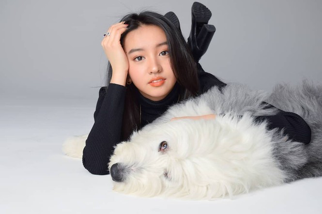 Vẻ đẹp trong veo như nàng thơ của người mẫu Nhật Bản 17 tuổi